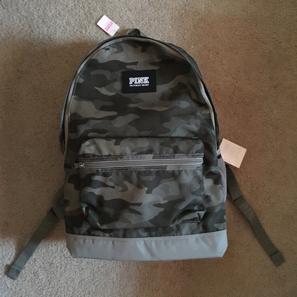 🚨Last One! VS PINK Campus Backpack - Picture 1 of 6